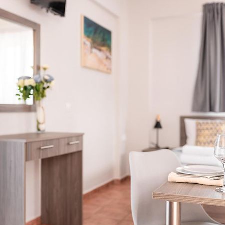 7 Rooms Jeráni Haníon Kültér fotó